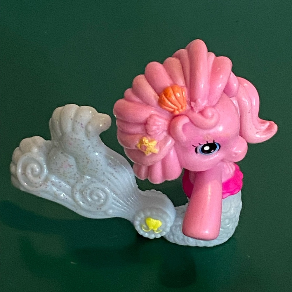 2009 My Little Pony MLP Glitter Sparkle Pink Mermaid Seapony Hasbro PVC Figure